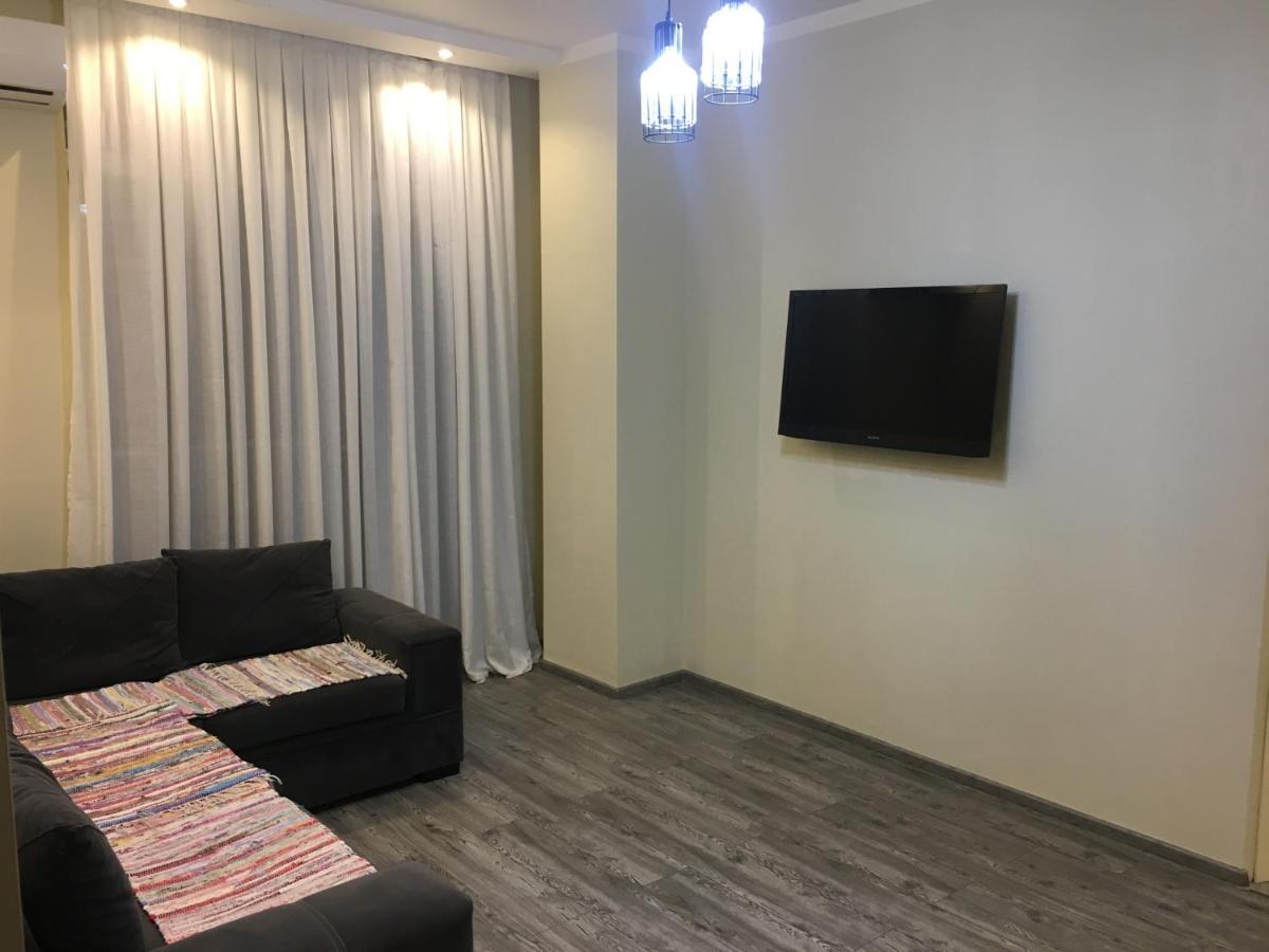 Apartment On Khimshiashvili 11A Batum Dış mekan fotoğraf