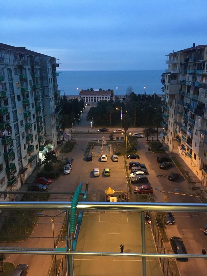 Apartment On Khimshiashvili 11A Batum Dış mekan fotoğraf