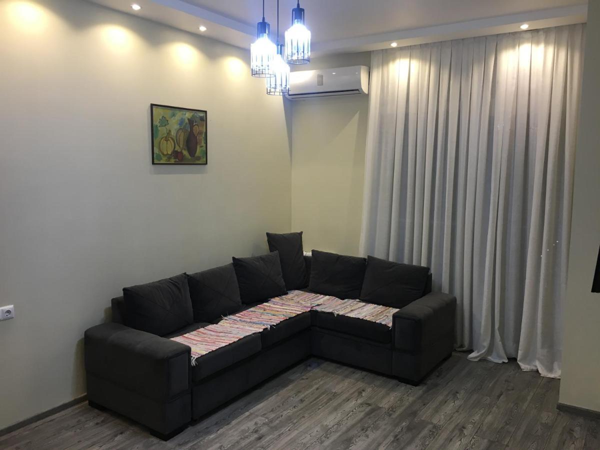 Apartment On Khimshiashvili 11A Batum Dış mekan fotoğraf